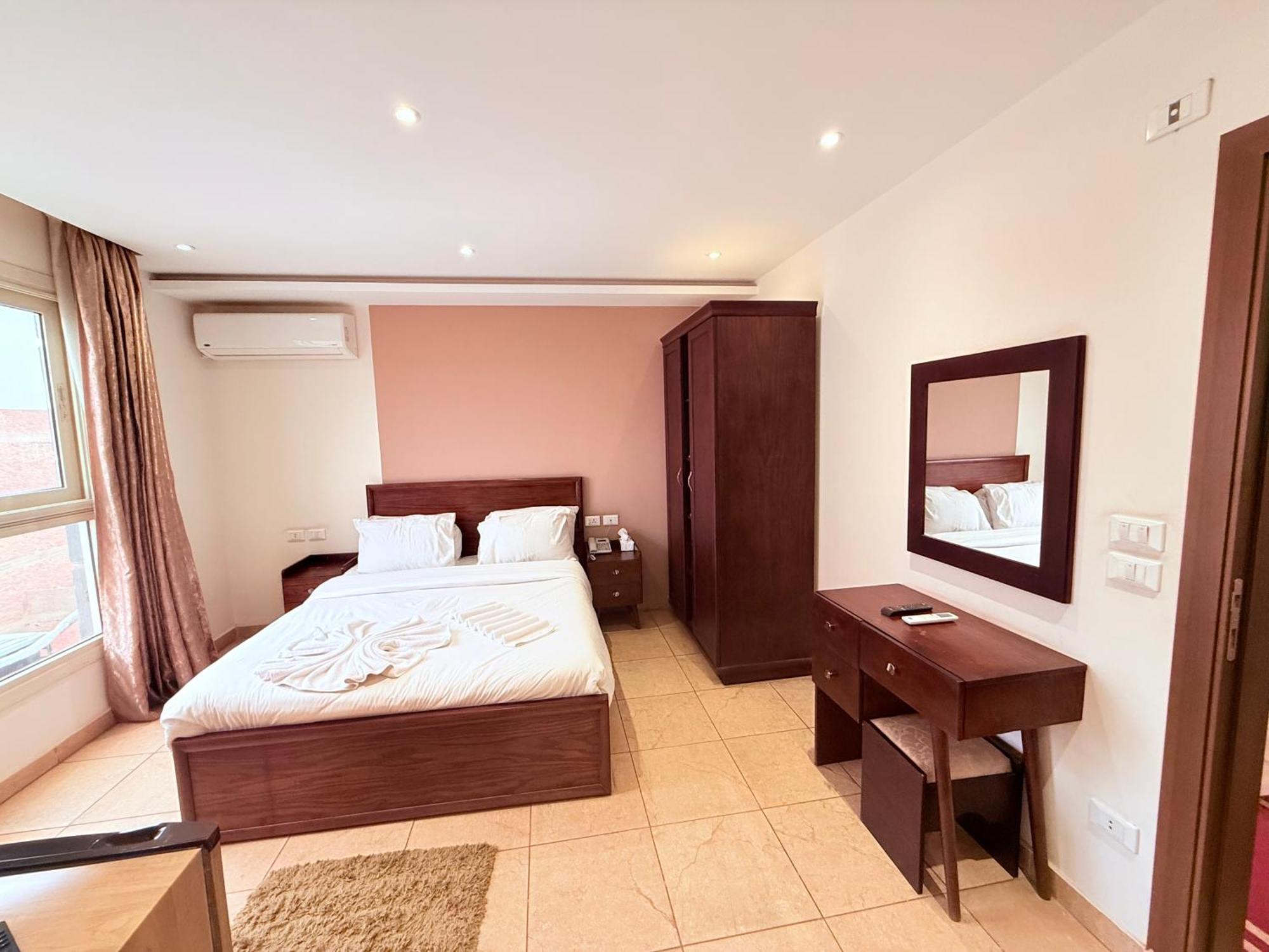 Kafret el-Gabal King Khafren View Inn מראה חיצוני תמונה