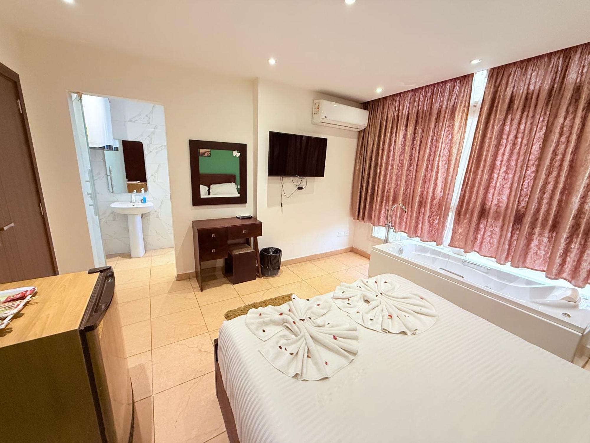 Kafret el-Gabal King Khafren View Inn מראה חיצוני תמונה