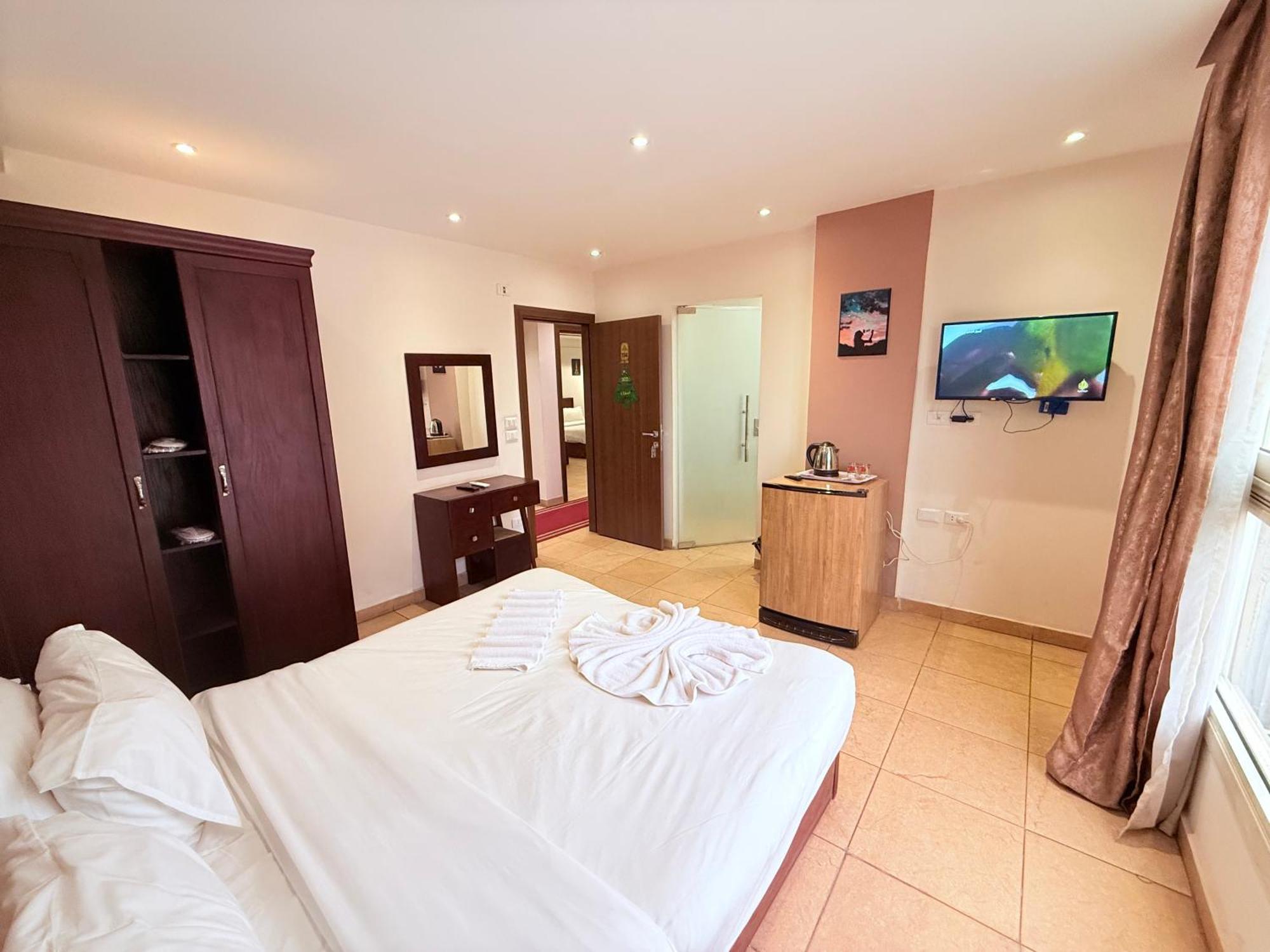 Kafret el-Gabal King Khafren View Inn מראה חיצוני תמונה